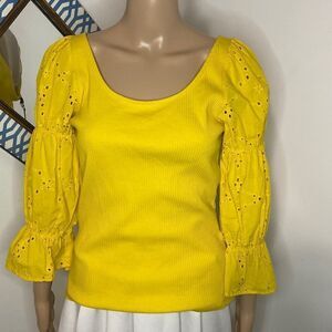 Who What Wear Yellow Flared Long Sleeve Shirt Women’s Size Small